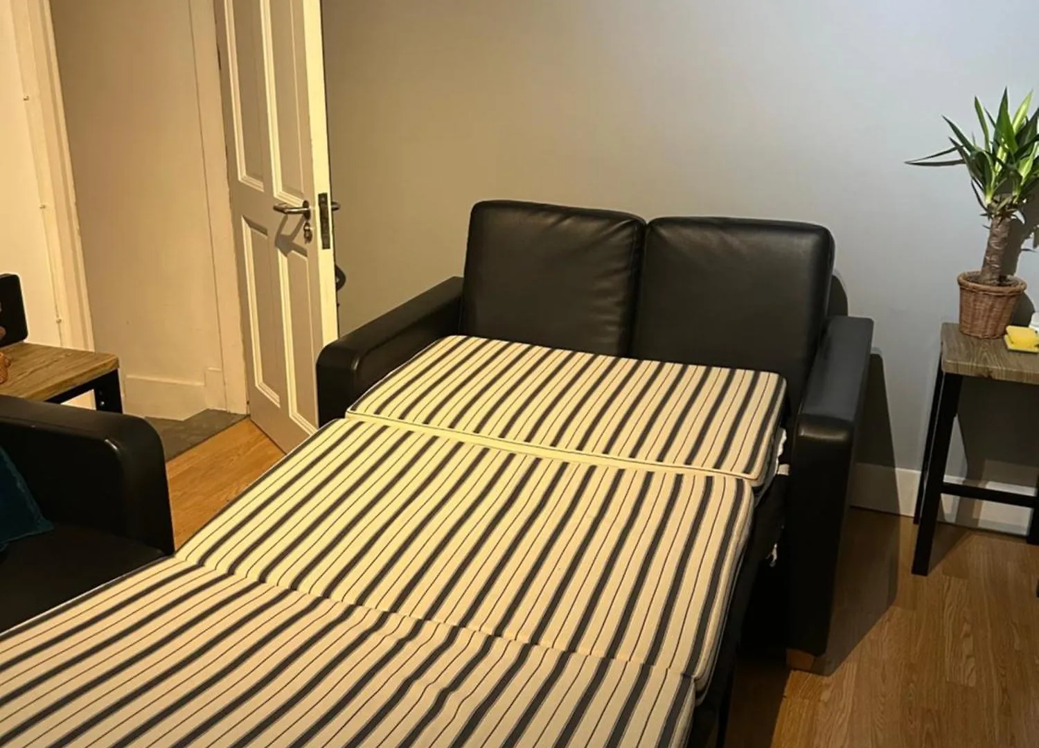 Apartment London Zone 2, Private, Cosy Accommodation Near Canary Wharf